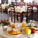Bed & Breakfast L'antico Trappeto 4*