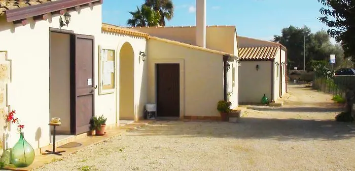 L'antico Trappeto Bed and breakfast 4*