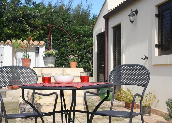 Bed and breakfast L'antico Trappeto 4*